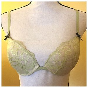 🌈Lace Betsey Johnson Bra🌈